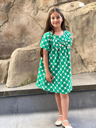 Kız Çocuk Pamuklu Çiçek Nakışlı Fiyonklu Yazlık Yeşil Elbise