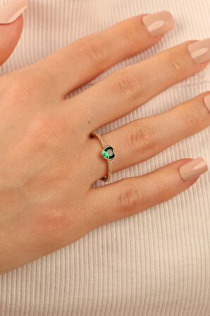 Yeşil Kalp Taşlı Altın Yüzük klpyzky001