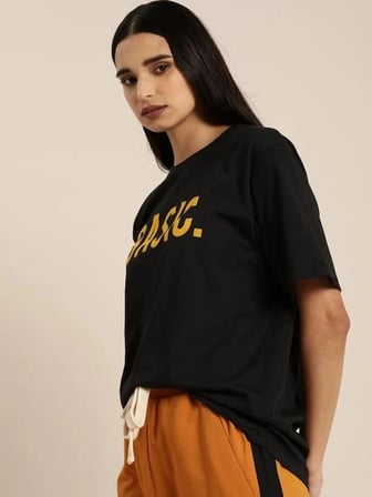 Kadın Kısa Kol Yazlık Tişört Bisiklet Yaka Basıc Baskılı T-shirt - Siyah