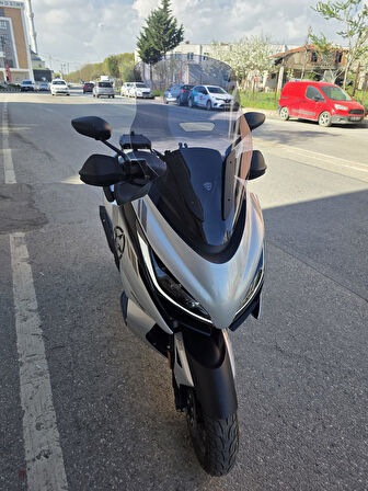 MOTOCAM Zontes ZT 250 T-E Siperlik Ön Cam 2023-2025 Model 73cm Füme Renkli 4mm