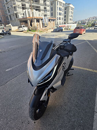 MOTOCAM Zontes ZT 250 T-E Siperlik Ön Cam 2023-2025 Model 73cm Şeffaf Renkli 4mm