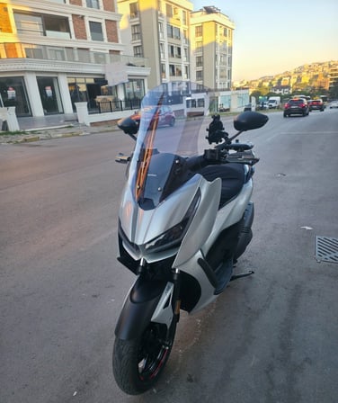 MOTOCAM Zontes ZT 125 Ön Cam 2025-2026 Model 62cm Füme Renkli 4mm