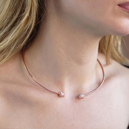 Baget ve Damla Taşlı Rose Gold Kaplama Chocker Gümüş Kolye