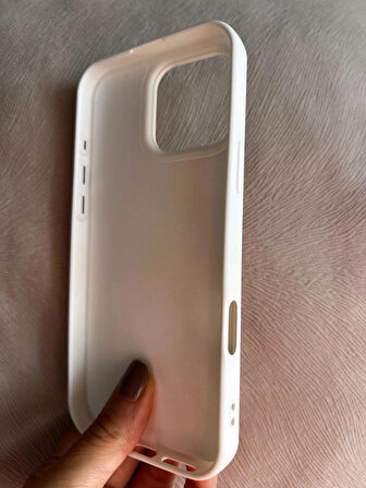 iPhone 16 PRO İçi Kadife Logolu Silikon Lansman Kılıf