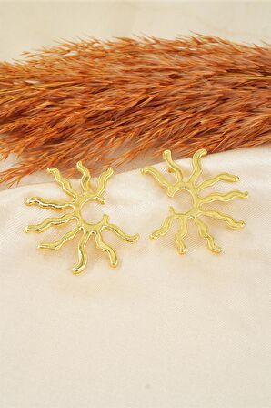 Kadın Özel Tasarım 4 cm Güneş Figürlü Küpe