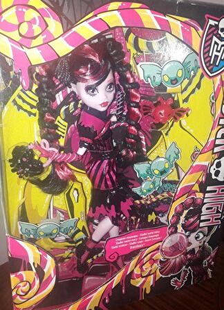 monster high sweet screams draculaura