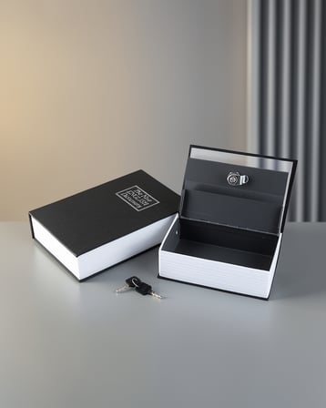 Kitap Görünümlü Çelik Kasa İki Anahtarlı 18,5 x 11,5 x 5,6 cm
