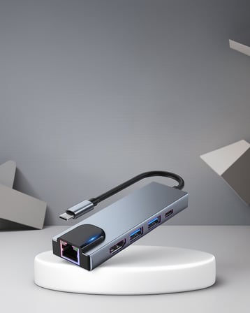 Type-C Çoklu Dönüştürücü Alüminyum Gövde 4K HDMI USB 3.0