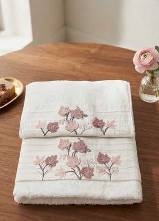 Ilgın Süzene Bambu Bürümcük Analı Kızlı Havlu Seti (1 Adet 30x50 cm ve 1 Adet 50x90 cm ) %70 Bambu %30 Pamuk
