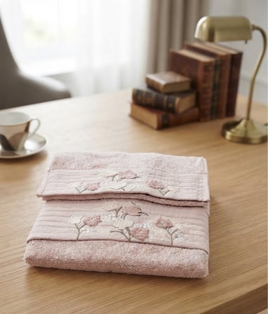 Ilgın Süzene Bambu Bürümcük Analı Kızlı Havlu Seti (1 Adet 30x50 cm ve 1 Adet 50x90 cm ) %70 Bambu %30 Pamuk