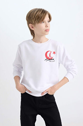 Erkek Çocuk Beyaz Regular Fit Bisiklet Yaka Atatürk Baskılı Nakışlı Sweatshirt