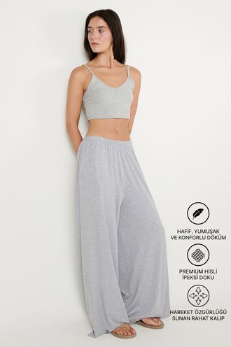 Yumuşak Dokulu Standart Fit Cepli Beli Lastikli Rahat Örme Pantolon