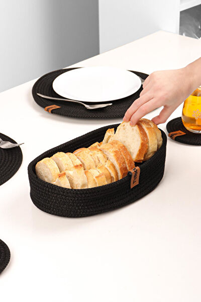 Pikas Ekmeklik, Ekmek Kutusu