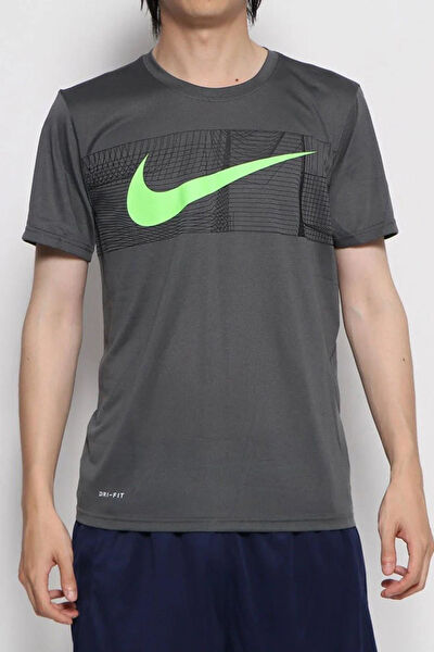 Nike Sporcu Tişört