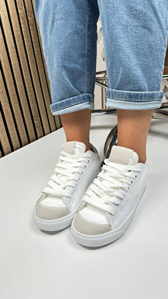 Nstil Yürüyüş, Koşu Ayakkabısı