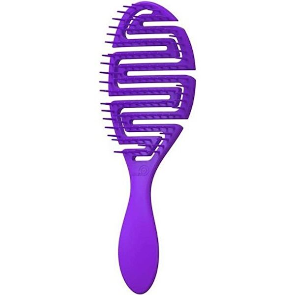 Lionesse Tarak, Fırça