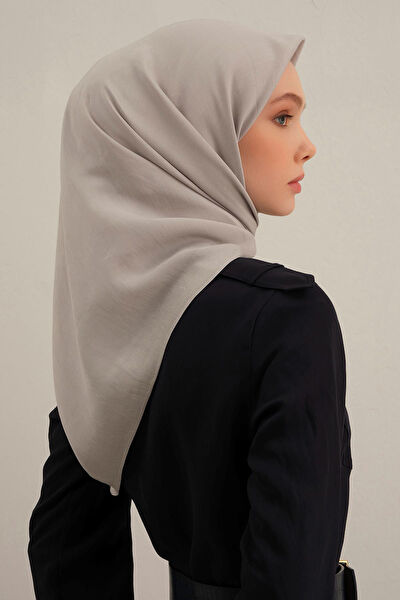 Armine Şal, Eşarp ve Aksesuarı