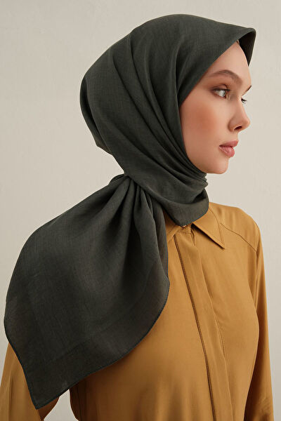 Armine Şal, Eşarp ve Aksesuarı