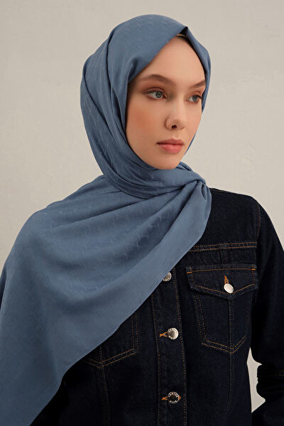 Armine Şal, Eşarp ve Aksesuarı