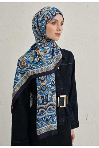 Armine Şal, Eşarp ve Aksesuarı