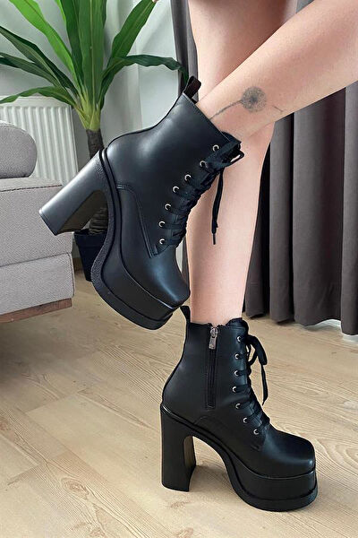 Les Passent Kadın Bot