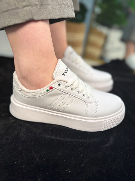 Nstil Yürüyüş, Koşu Ayakkabısı