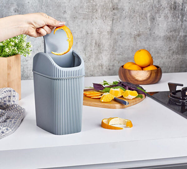 AzrlyA Çöp Kovası