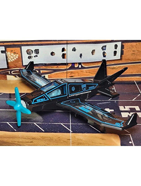 Matchbox Oyuncak Helikopter, Uçaklar