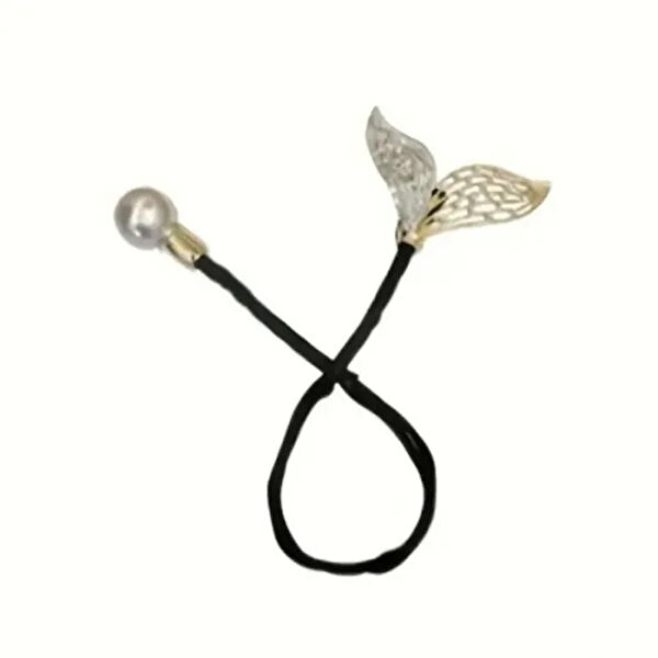 Uretti Kadın Saç Tokaları ve Yüzükleri