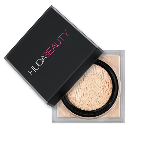 Huda Beauty Pudra