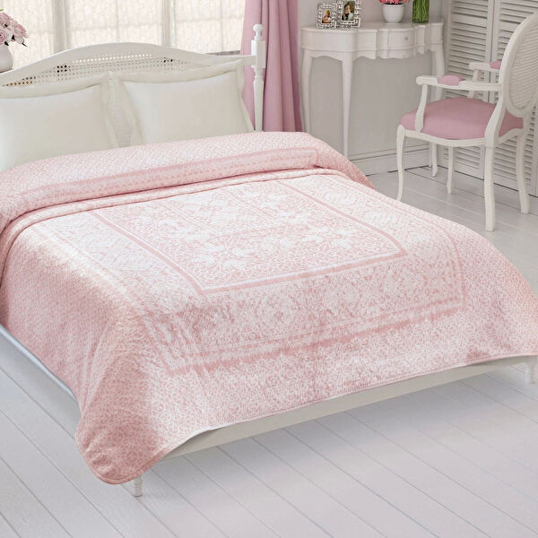 Taç Nevresim Takımı