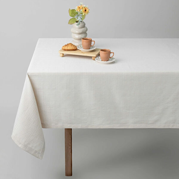 Linens Masa Örtüsü