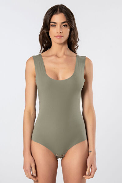 Türen Kadın Atlet, Body