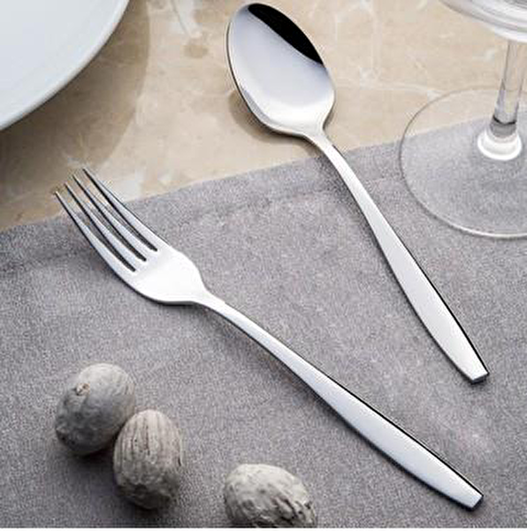 Nehir Çatal, Kaşık, Bıçak