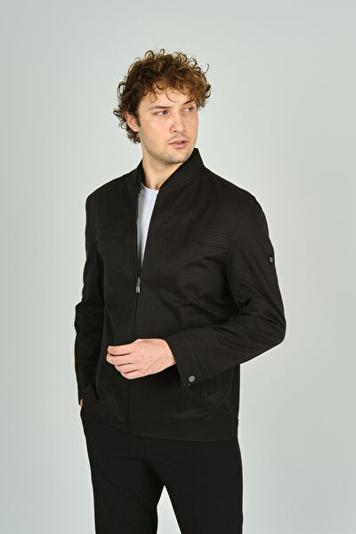 Lucas Erkek Mont, Kaban