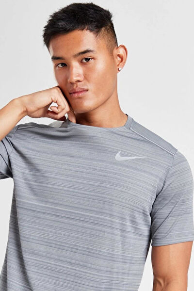 Nike Sporcu Tişört