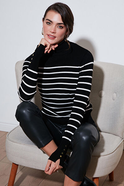 Lela Kadın Triko, Kazak