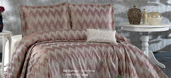 Güzide Yatak Örtüsü