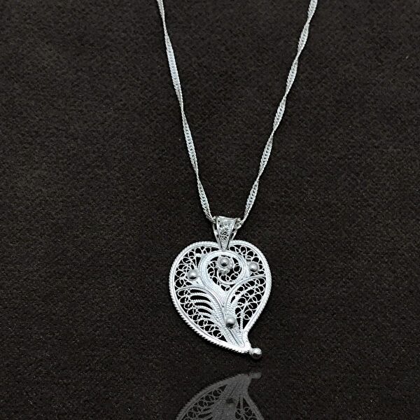 Midyat Nurtaş Gümüş Kolye