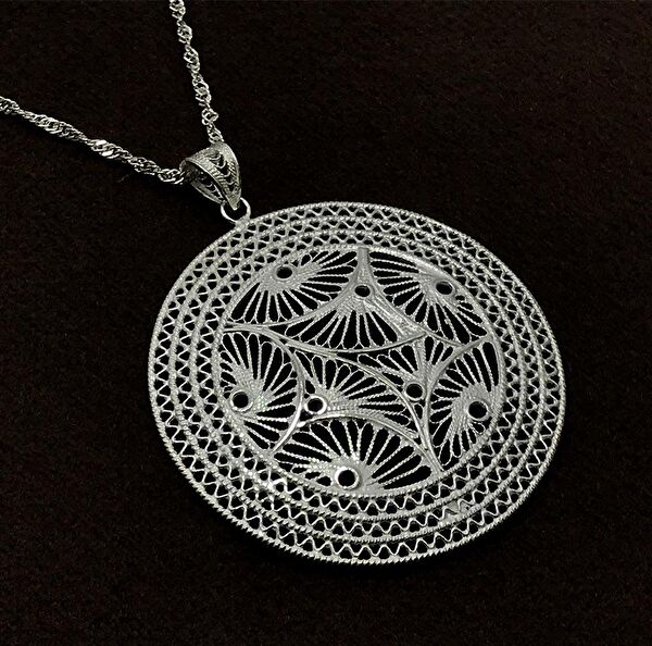 Midyat Nurtaş Gümüş Kolye