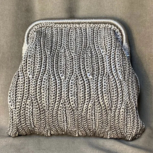 Uretti Abiye ve Portföy Çanta