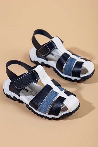  Erkek Çocuk Sandalet