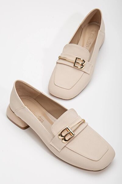  Klasik Topuklu Ayakkabı