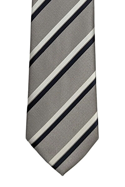 1001 Kravat Kravat, Papyon