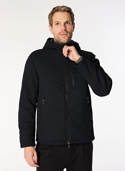 Sseinse Erkek Mont, Kaban