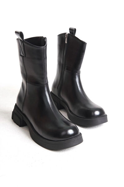 Lively Stylish Kadın Bot