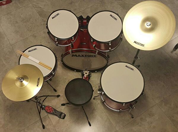 Maxtone Bateri, Davul