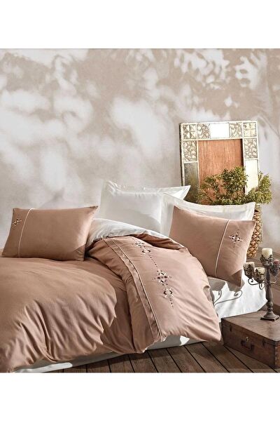 Şaheser Nevresim Takımı