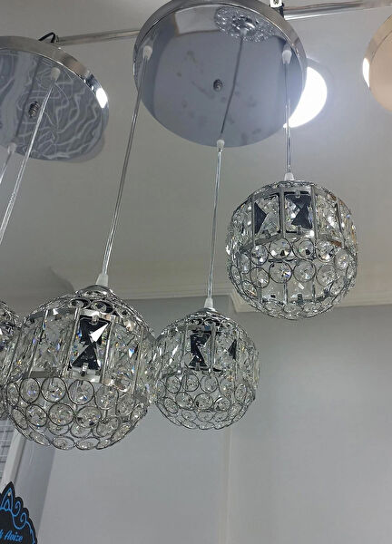 Zeyrek Avize, Sarkıt