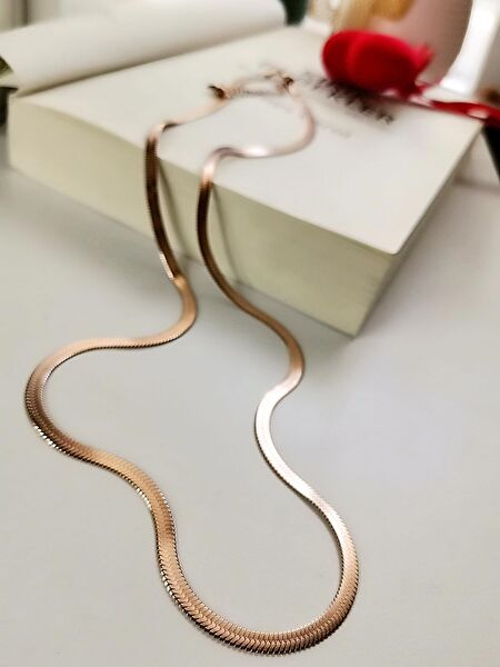 Jadenne Offical Kolye